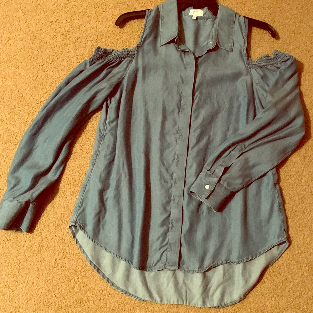 Crown & Ivy openshoulder long sleeve denim shirt.